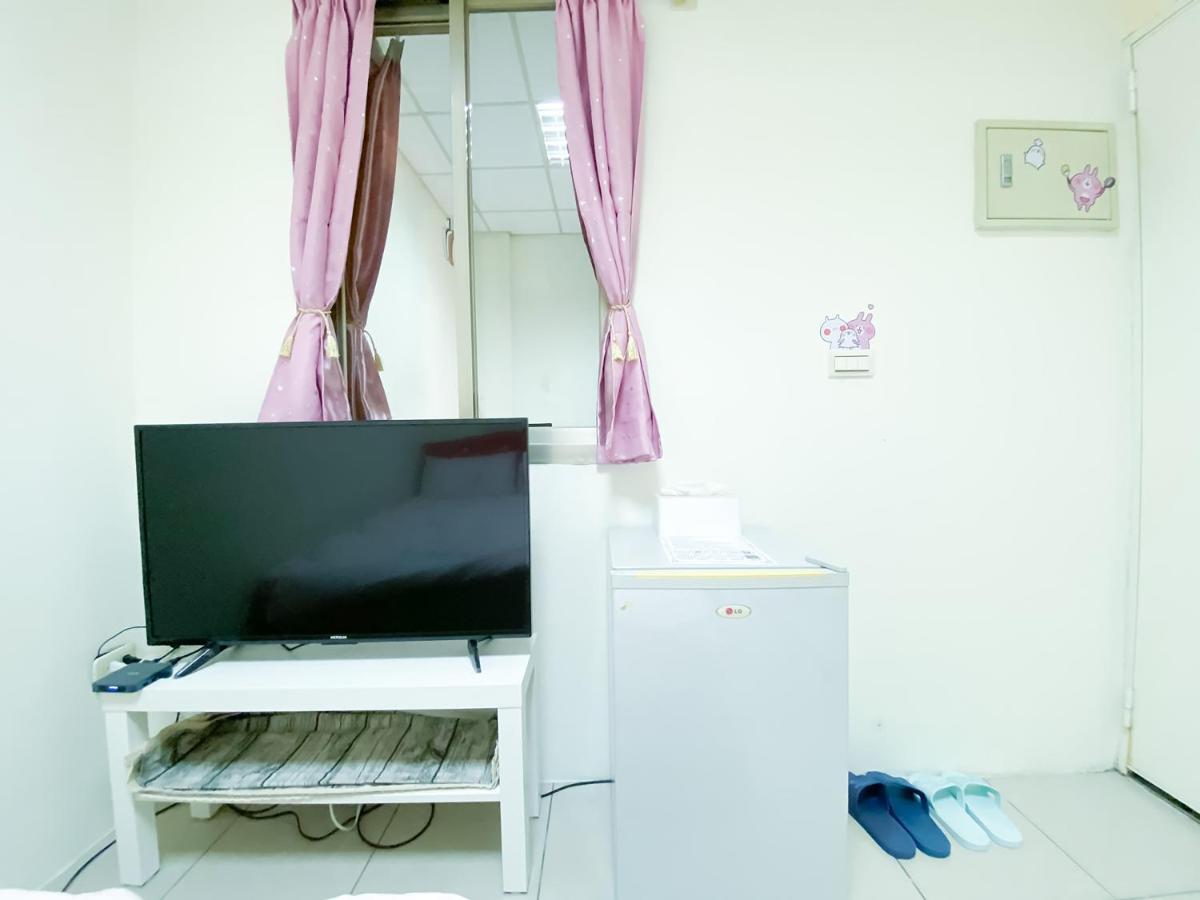 Tainan Da Ren Ju Apartment ภายนอก รูปภาพ