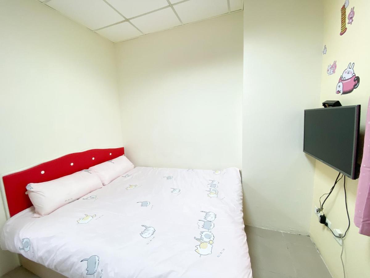 Tainan Da Ren Ju Apartment ภายนอก รูปภาพ