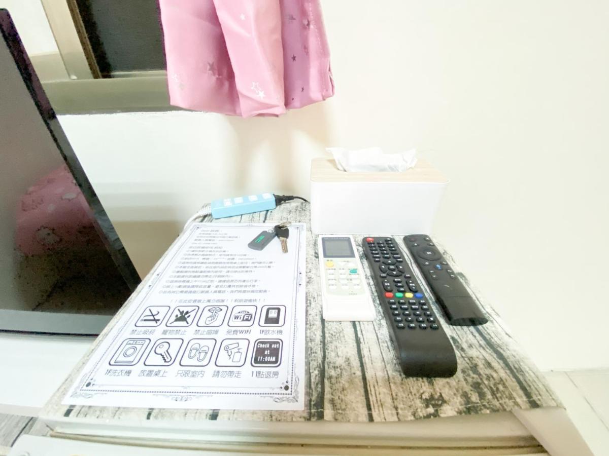 Tainan Da Ren Ju Apartment ภายนอก รูปภาพ