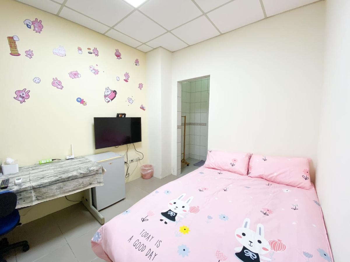 Tainan Da Ren Ju Apartment ภายนอก รูปภาพ