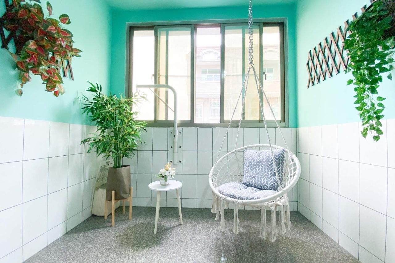 Tainan Da Ren Ju Apartment ภายนอก รูปภาพ